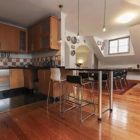 Grand Parliament Duplex By Homing Apartment Lisbon Exterior photo