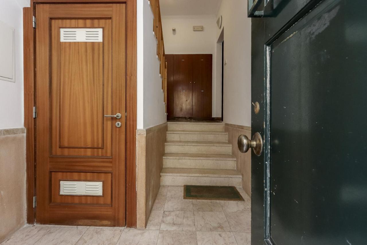 Grand Parliament Duplex By Homing Apartment Lisbon Exterior photo