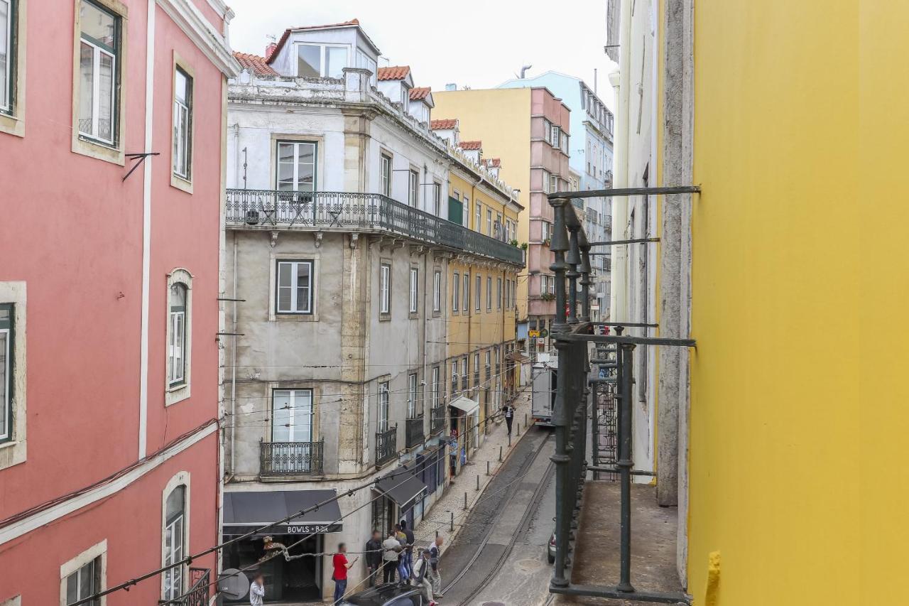 Grand Parliament Duplex By Homing Apartment Lisbon Exterior photo